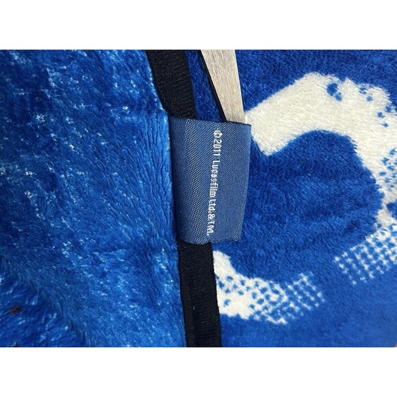Rare Star Wars Darth Vader Blue Fleece Throw Blanket 2011 Dark Side Lightsaber - Picture 6 of 6